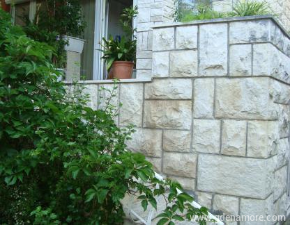 Wohnung Daniela, apartman Daniela , Privatunterkunft im Ort Makarska, Kroatien